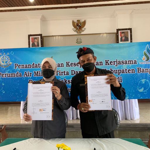 Perumda Air Minum Danu Arta Dan Kejari Bangli Teken Mou Sinartimur